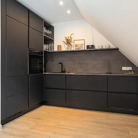 Vista 6, Neu, Og Mit Zwei Baedern Und Balkon! Apartment
