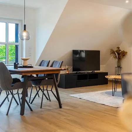 Apartment Vista 6, Neu, Og Mit Zwei Baedern Und Balkon!