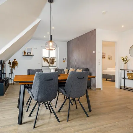 Vista 6, Neu, Og Mit Zwei Baedern Und Balkon! *