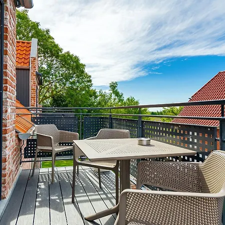Vista 6, Neu, Og Mit Zwei Baedern Und Balkon! * Greetsiel